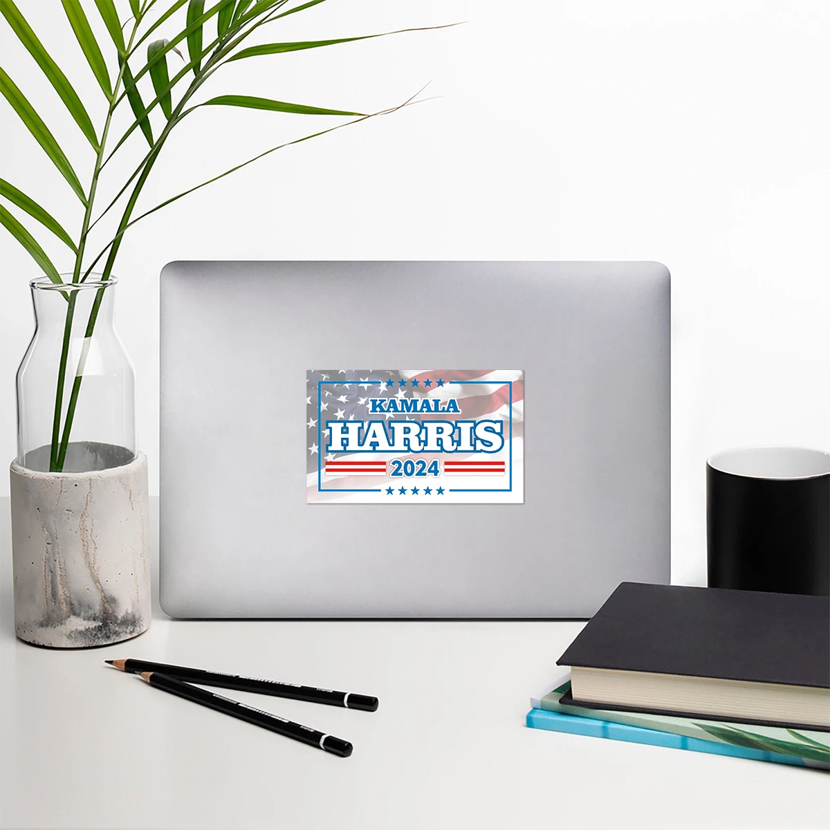 10pcs Kamala Harris 2024 adesivi, presidente Kamala Harris 2024 Flag Bumper Sticker decalcomanie in vinile impermeabile per finestrino dell\'auto,