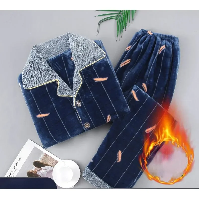 Männlich Warme Pyjamas männer Korallen Samt Nachtwäsche Herbst Winter Verdickt Loungewear Set Mittleren Alters Ältere Papa Warme Flanell Anzug