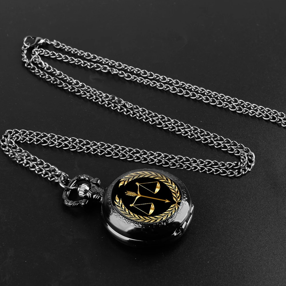 Jam tangan Quartz Balance of Justice and Fairness Glass Dome hadiah kalung liontin untuk wanita pria dengan rantai Fob