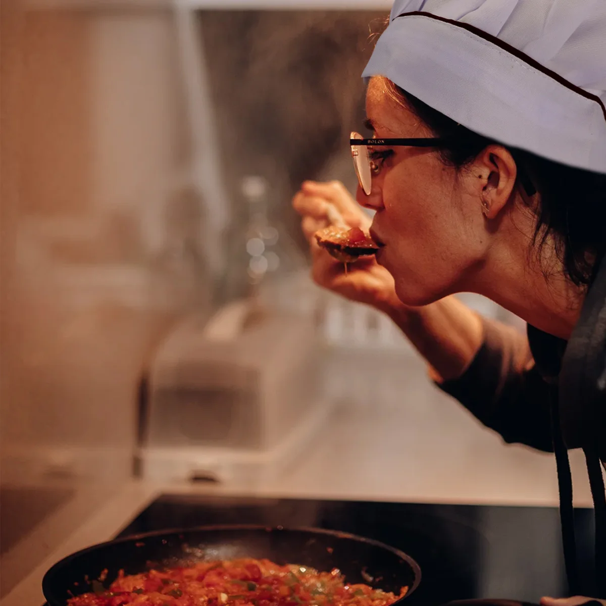 Cappello da cuoco anti-grasso da 2 pezzi in cotone poliestere a forma di fungo ad asciugatura rapida da cucina per ristorante, officina ospedaliera