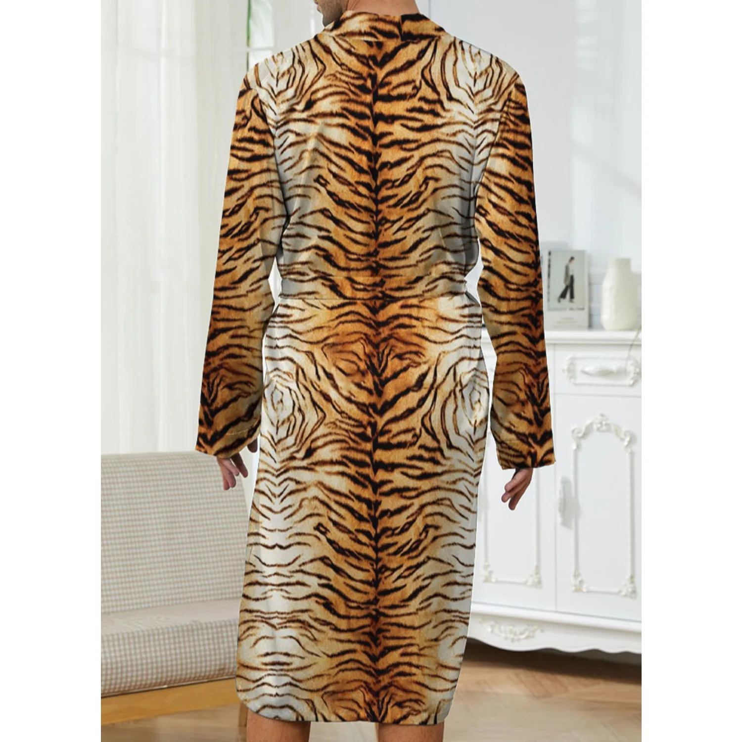 

Men's bathrobe with tiger stripe element digital printing, suitable for home leisure and entertainment men's robes,quick drying.