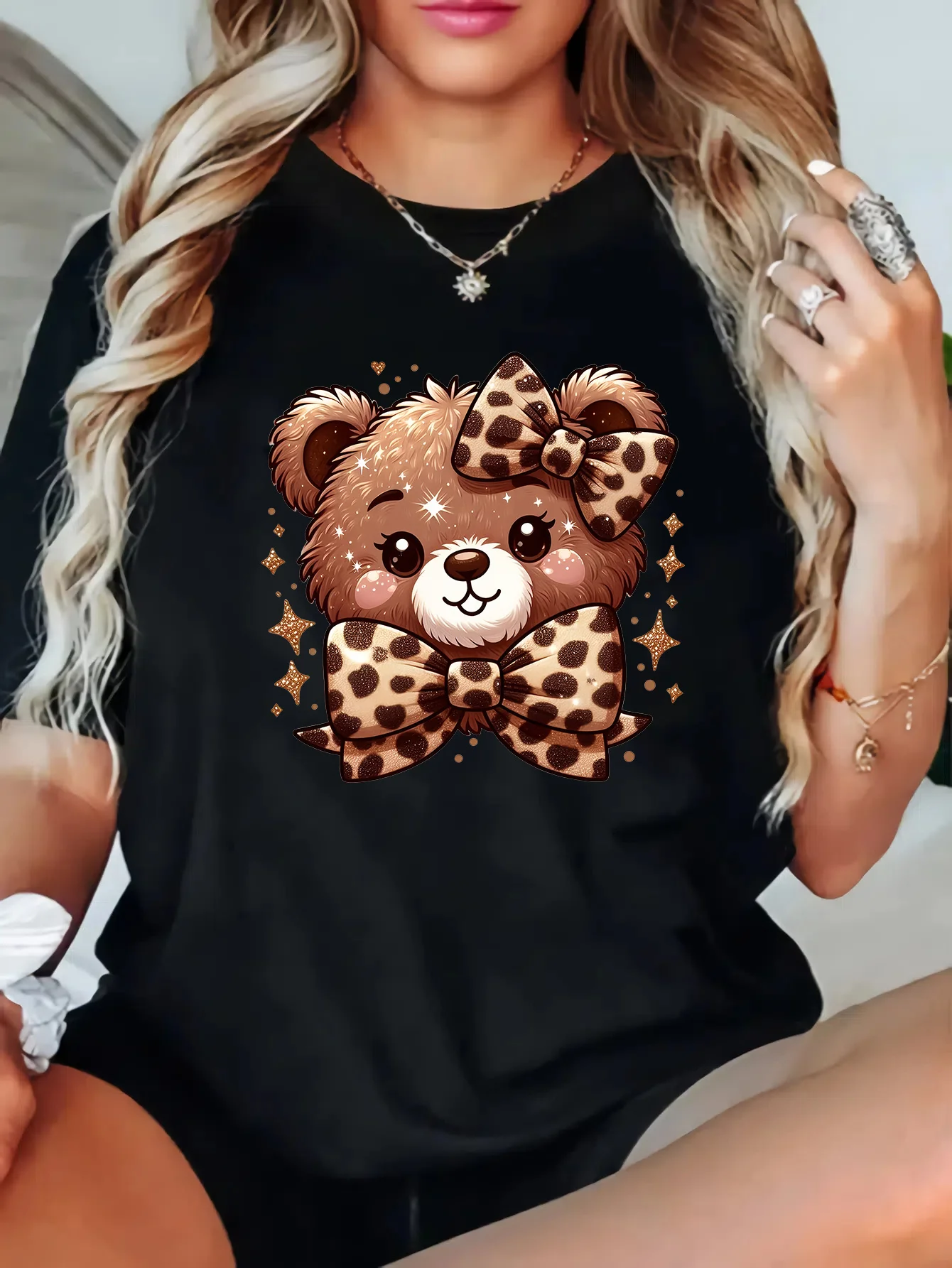 Women's Casual Sleeve T-Shirt Cute Cartoon Bear Print with Leopard Bow Star Details Stretch Round Neck Teeic Aesthetic Clothes