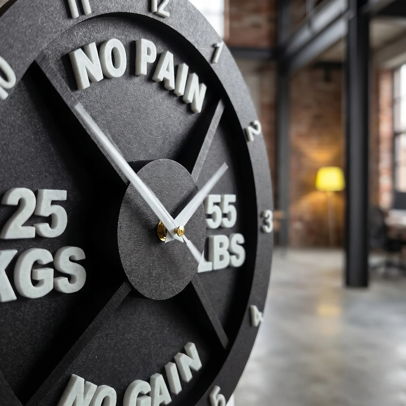3D Printed Wall Clock No Pain No Gain Weight Plate Design Silent Wall Clock Fitness Bodybuilding Decor for Home Gym Workout Room