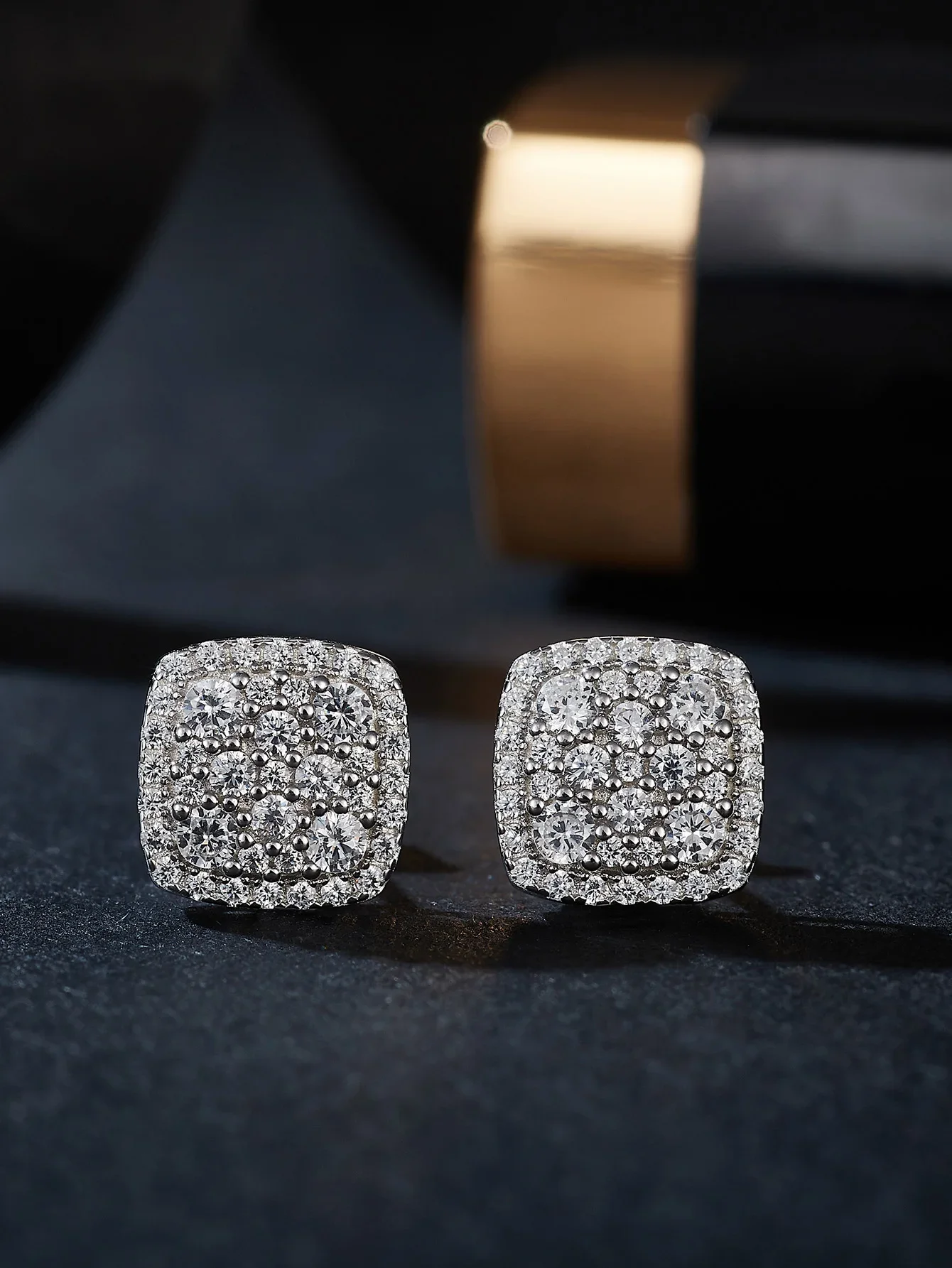 Full Diamond Earrings Cushion Earrings Moissanite Stud Earring for Woman  Engagemet New 2024