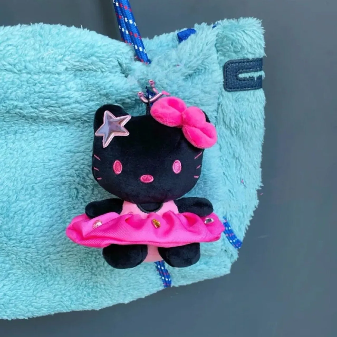 

Sanrio Black Hellokitty Plush Toy Bag Decoration Pendant Kawaii Plushie Doll Key Chain Children Keychain Gifts