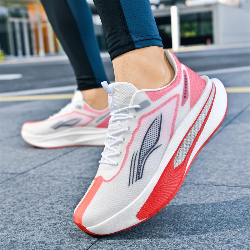 

Nightlight Mesh Upper Soft-Tread Leisure Sports Shoes - Student Carbon Plate Lightweight and Breathable Running Shoes