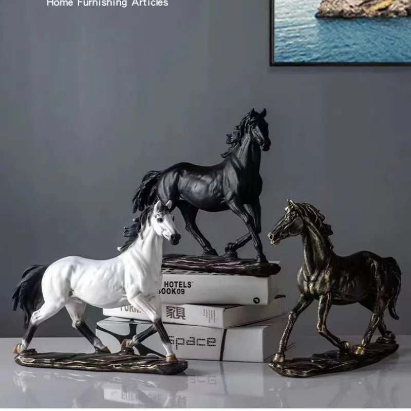 

Chinese-Style Vintage Resin Horse Sculpture, Home Decoration For Bedrooms, Studies And Office Desks, Art Collectibles