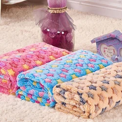 3 Sizes Cute Warm Pet Bed Mat Cover Towel Handcrafted Cat Dog Fleece Soft Blanket for Small Medium Large dogs Puppy Pet Supplies