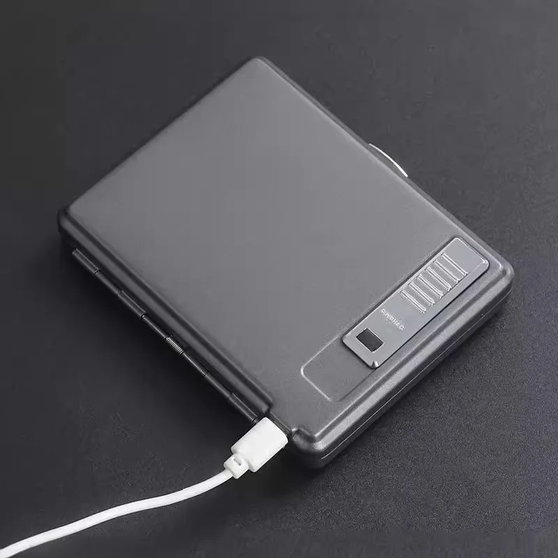 Creative Flip-top Iron Clip 20-pack Rechargeable Cigarette Case Lighter Portable Cigarette Case with Customizable LOGO