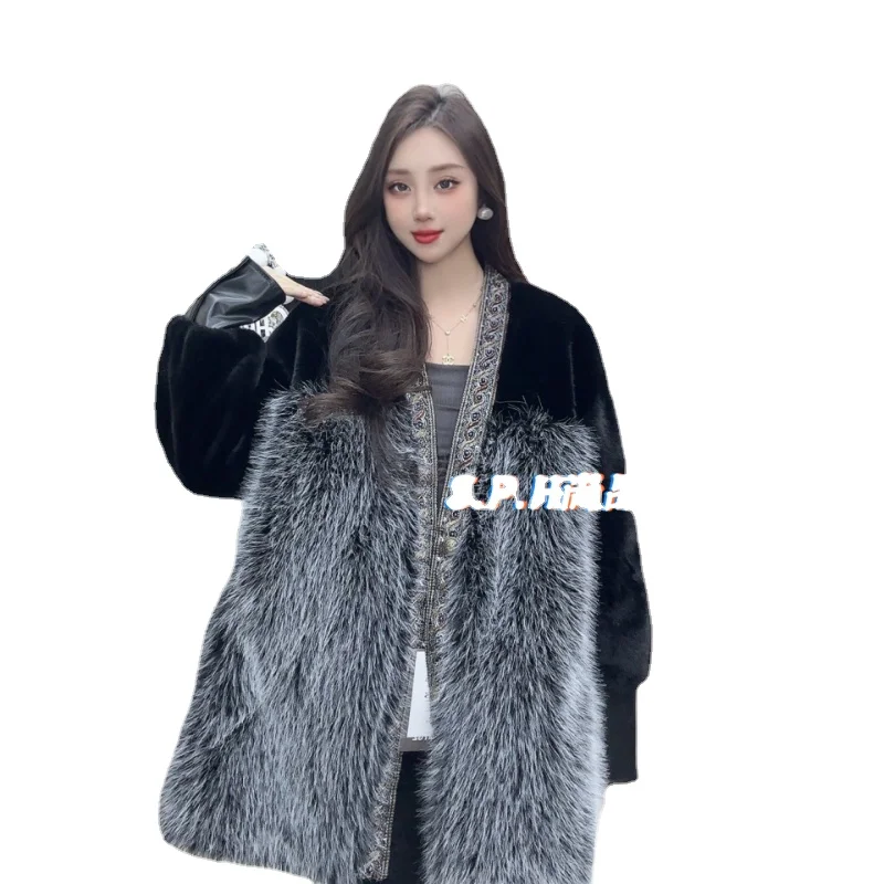 Retro V-neck Long Sleeve Fashion Colorblock Faux Fur Coat Women Winter New Rich Style Light Luxury Thickened Fur Mink Coat