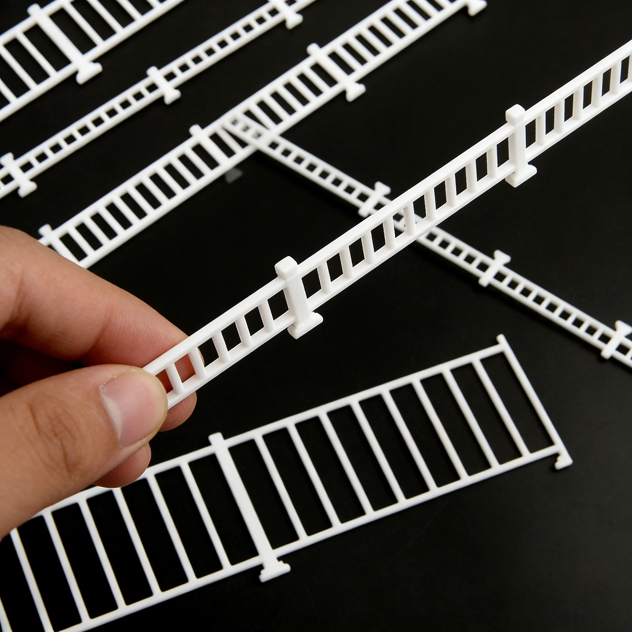 Simulation Miniature Model Railings Road Fences Highway Guardrails DIY Sand Table Toy Scene Diorama Hobby Crafts
