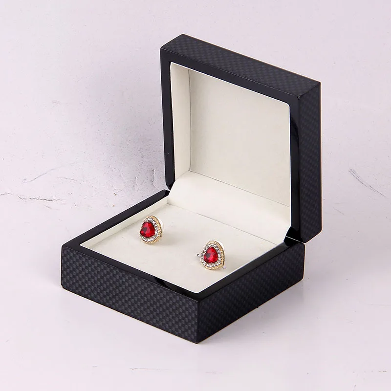 Quality Wooden Cuff Links Gift Box Black Color Luxurious Carbon Fibre Design Wood Material Cufflinks Display Box