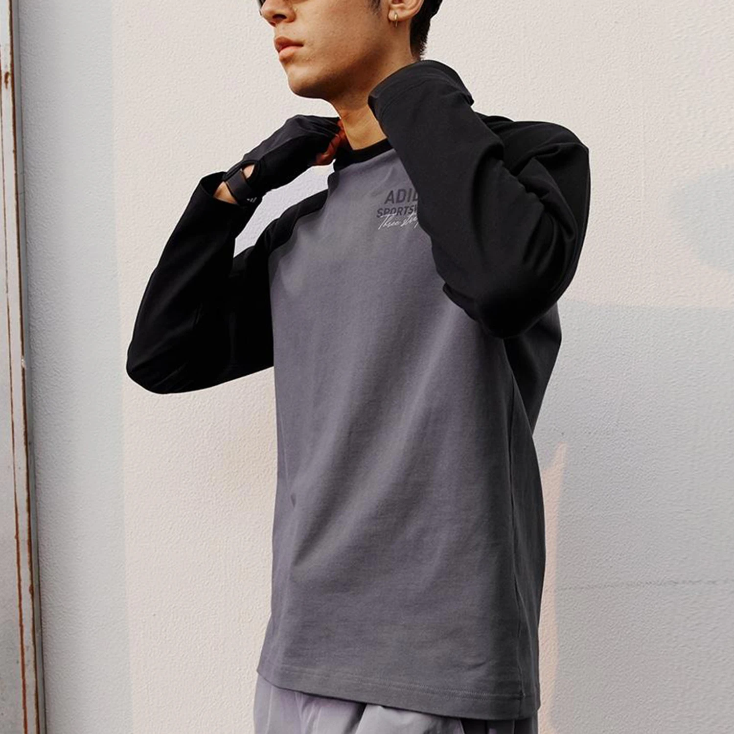 

Оригинальная повседневная футболка унисекс Adidas 2025 года в стиле пэчворк JZ0115