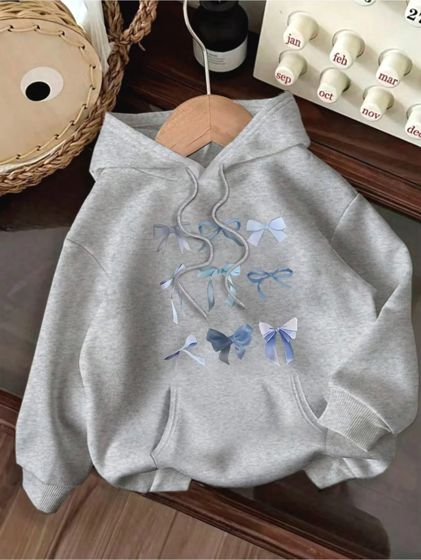 Creative Blue Bow Fresh Style Printed Hoodie for Women in Autumn and Winter Long Sleeved Hoodie for Women's Clothing clothes