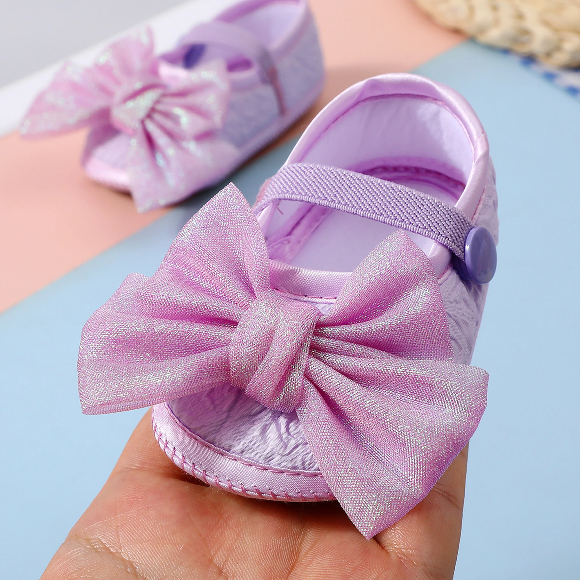 

Adorable Toddler Girls Mary Jane Shoes with Bowknots and Non-slip Soles Soft Sole Walking Shoes for Little Princesses