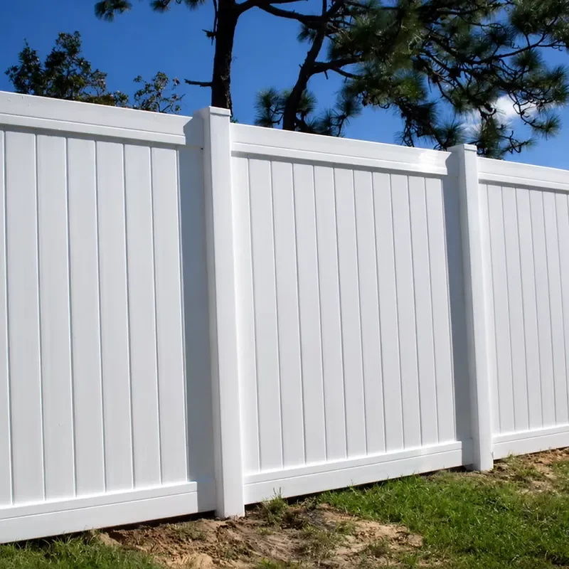 Wholesale PVC White Privacy Fence 6ft High 8ft Wide Easy Assembled Weather Resistant Residential Yard Garden Security Fencing