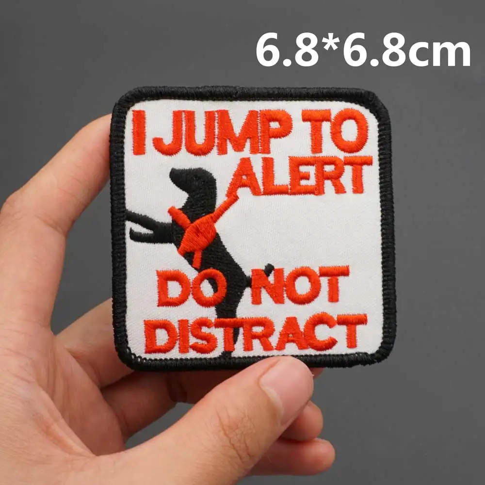 I JUMP TO ALERT DO NOT DISTRACT Service Dog Embroidery Patches Medical Alert Dog Badge with Hook Loop Back