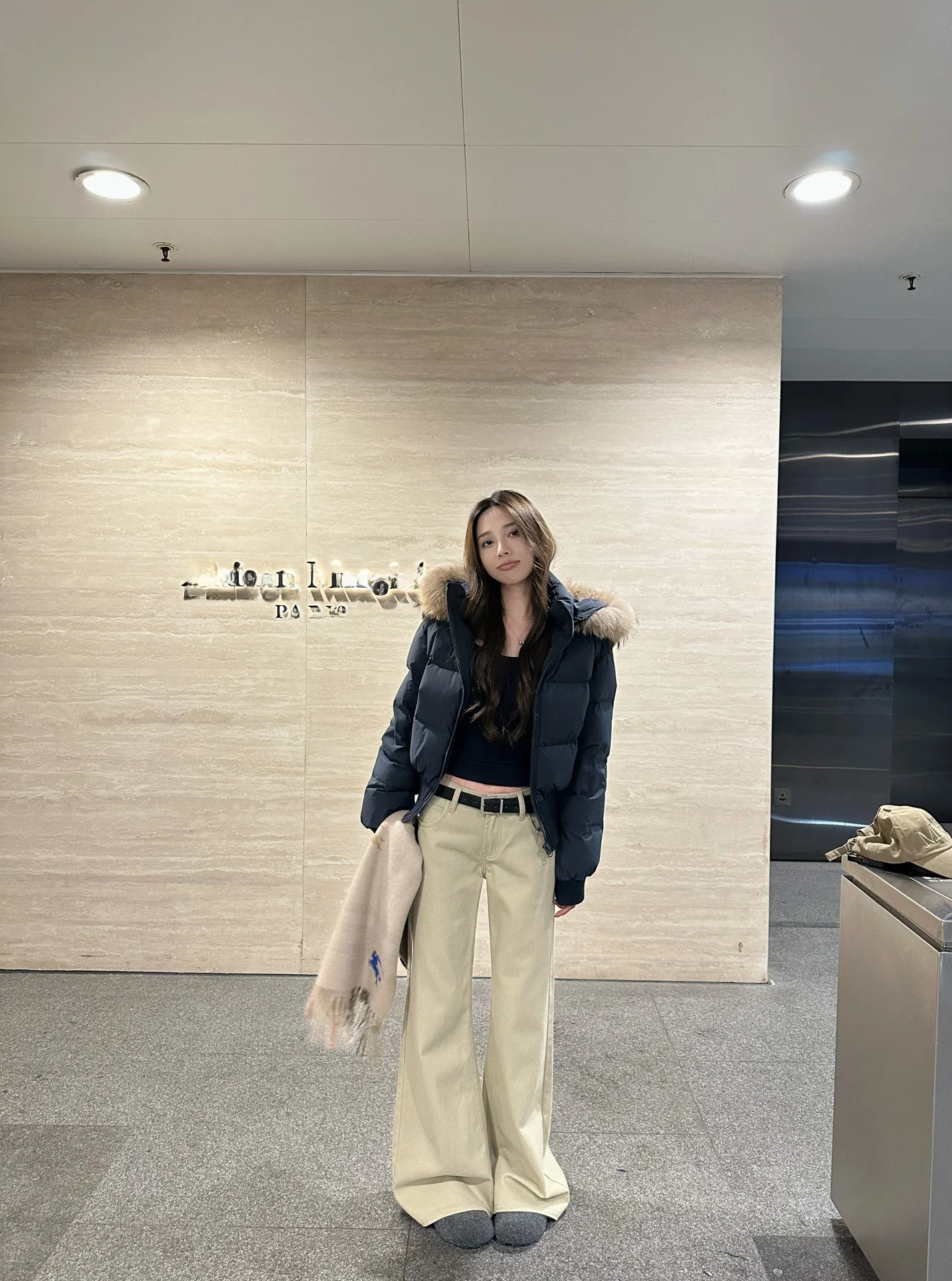 

NanaByNana Trendy Light Khaki Silver Fce Women's Jeans Loose Micro Flare Cotton l Waist Winter Faion