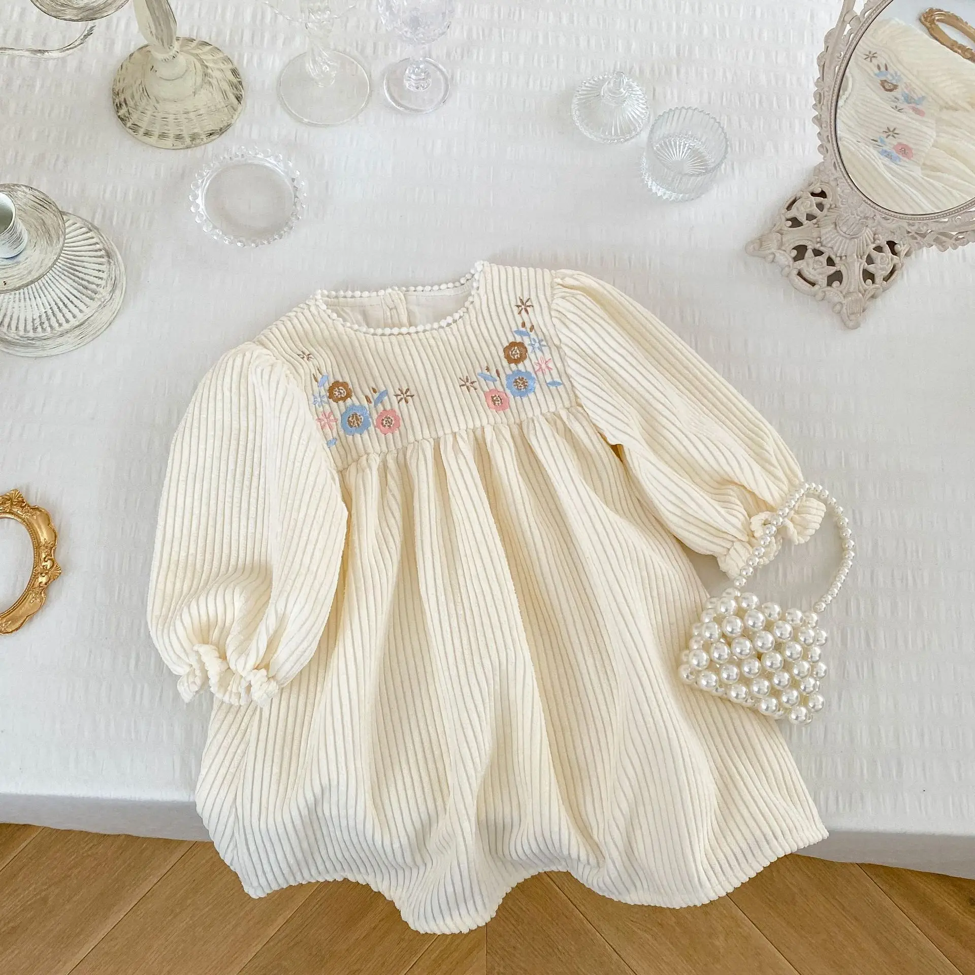 2024 Spring New Infant Baby Girl Dress Corduroy Embroidered Flower Pullover Long Sleeve Solid Dress Cute Newborn Girl Vestido