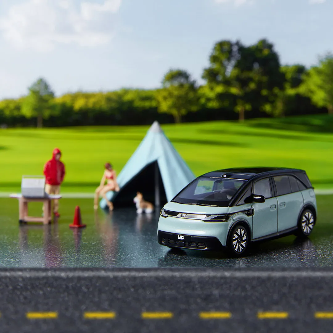 

1:64 ZEEKR MIX ZEEKR 007 ZEEKR 001 2025 ZEEKR 001FR Модель автомобиля из металлического сплава Модель игрушечного автомобиля для детей Подарки Коллекция Дисплей Коробка