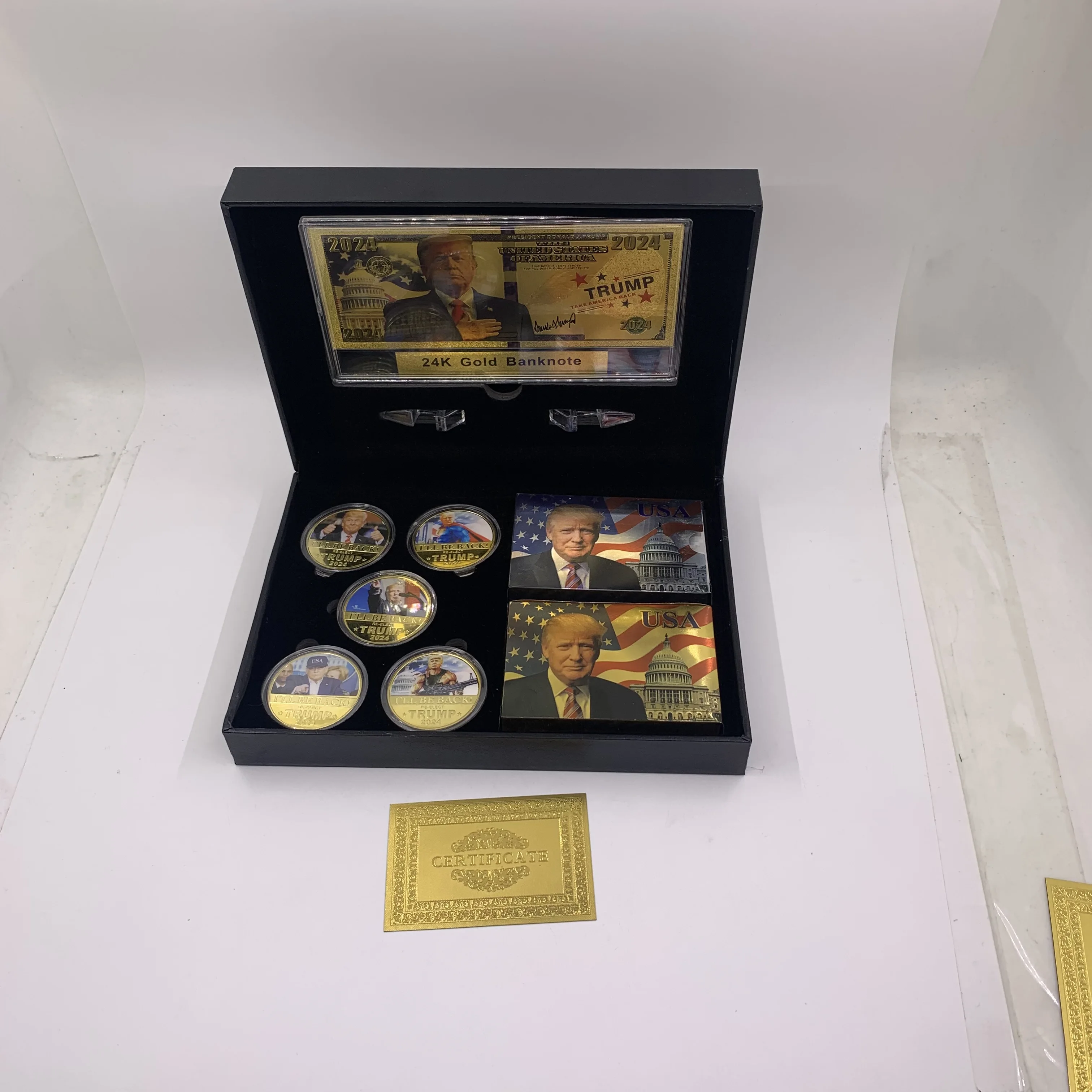 

Donald J. Trump 2024 5pcs Gold Plated Coin trump Silver Foil Playing Cards Set Gold Banknote Set For Souvenir Gifts Collection