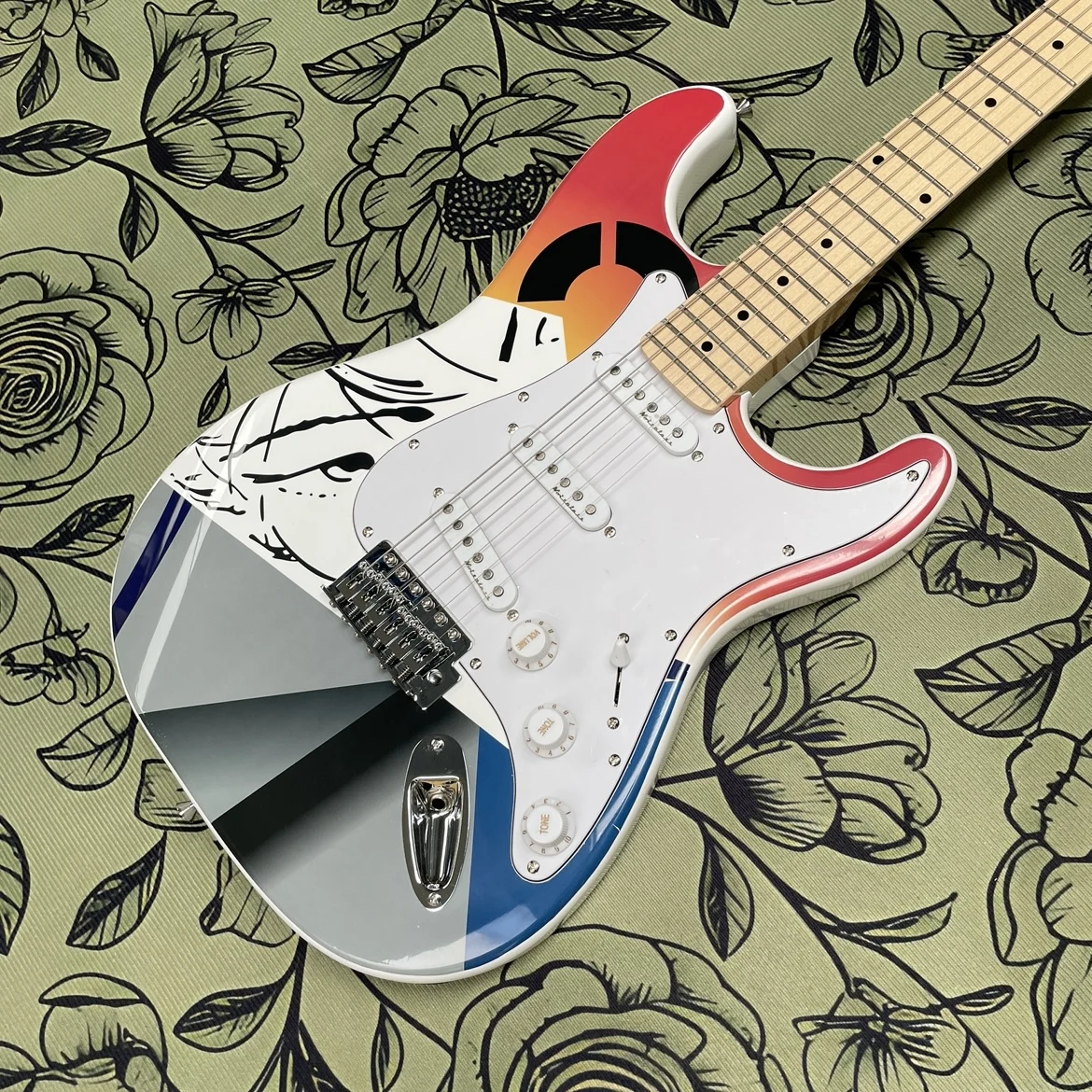Bestselling 6-string electric guitar,with hand painted body maple neck and dot inlays guitars,crafted for  unique style guitarra