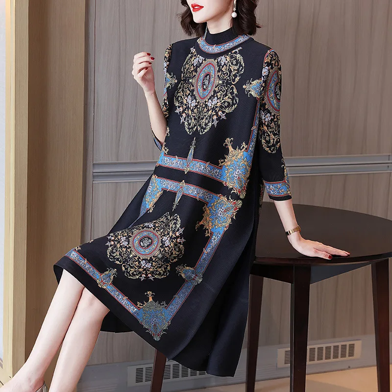 French high-end print Miyake pleated dress spring 2022 new fashion loose plus size age-reducing mother women's dress