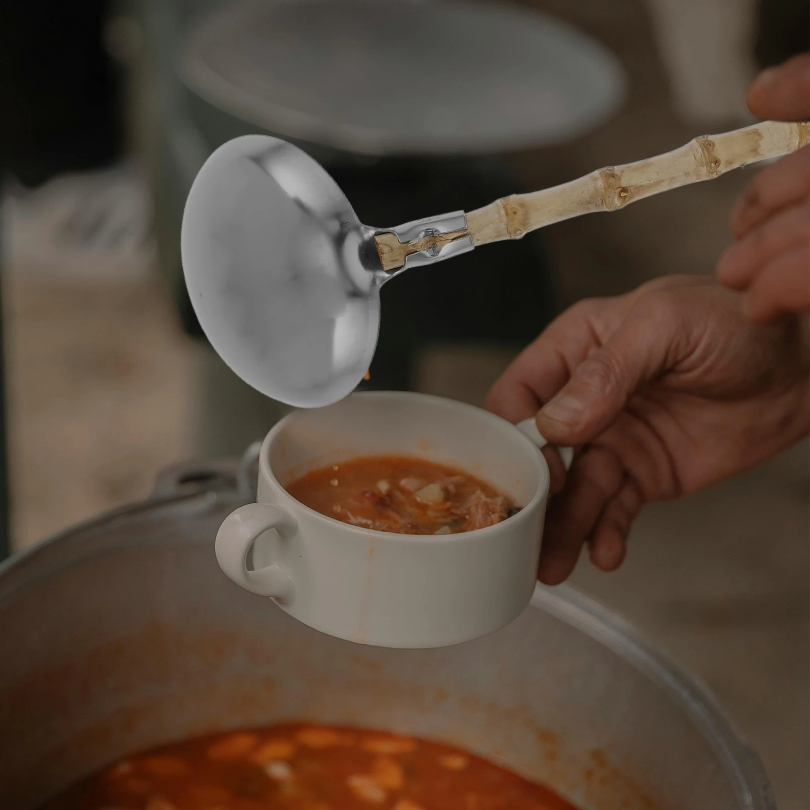 

1pcs Spoon 304 Stainless Kitchen Ladle With Wood Handle Steel Wooden Handle Ladle For Hot Pot Soup Serving Kitchen