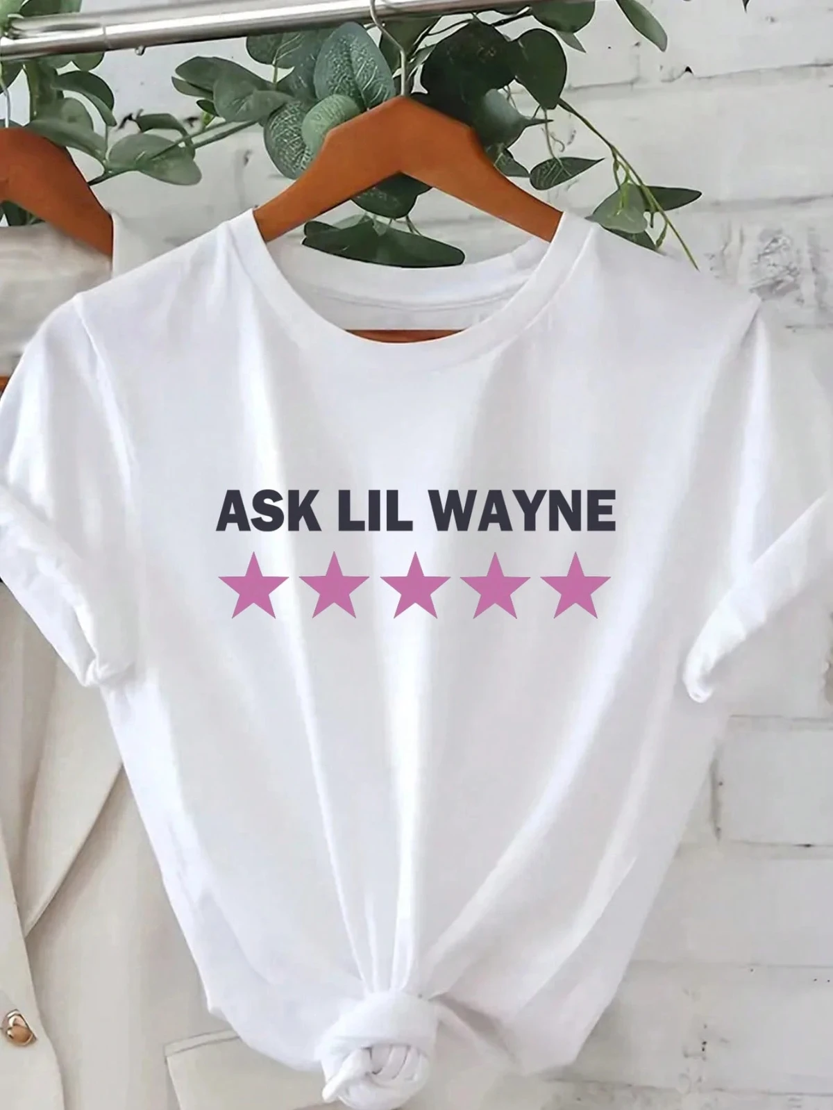 

Ask Lil Wayne Women Graphic Slogan & Pentagram Print Round Neck Short Sleeve Casual T-Shirt
