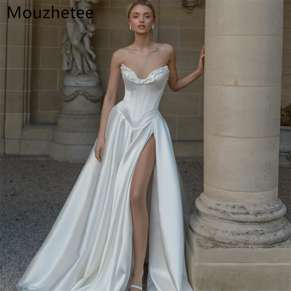 

Mouzhetee A-Line Strapless Satin Pleat Simple Wedding Dresses Side Split Sleeveless Elegant Brides Gown Custom Made 2026