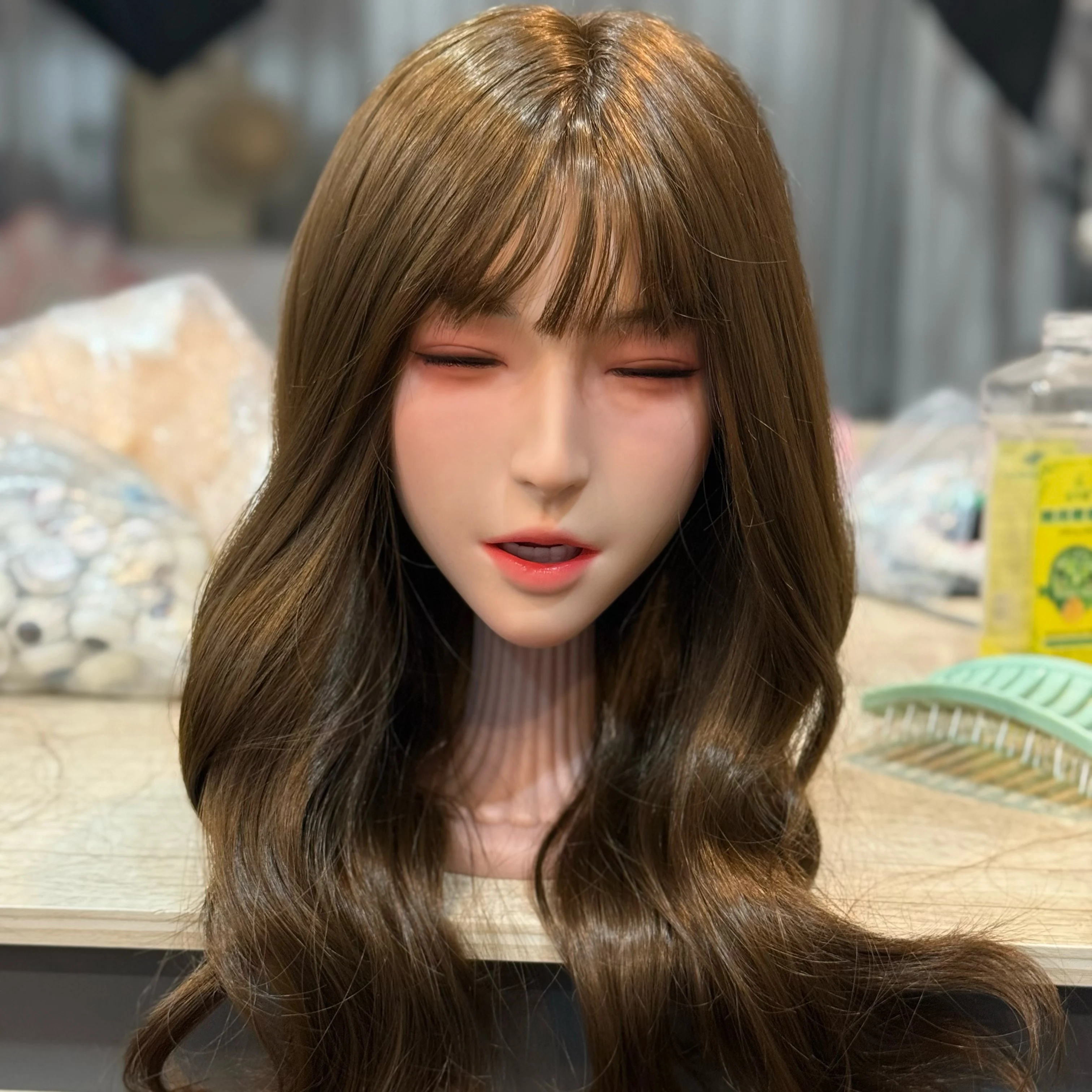 Nova cabeça de silicone, transplante de cabelo e sobrancelhas, pode abrir a boca, emparelhada com uma boneca acima de 125 cm, interface M16