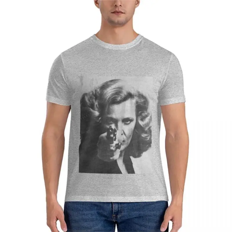 2026Gena Rowlands Portrait in Black & White Essential T-Shirt Men's T-shirts Workout Shirts for Men Short T-shirt