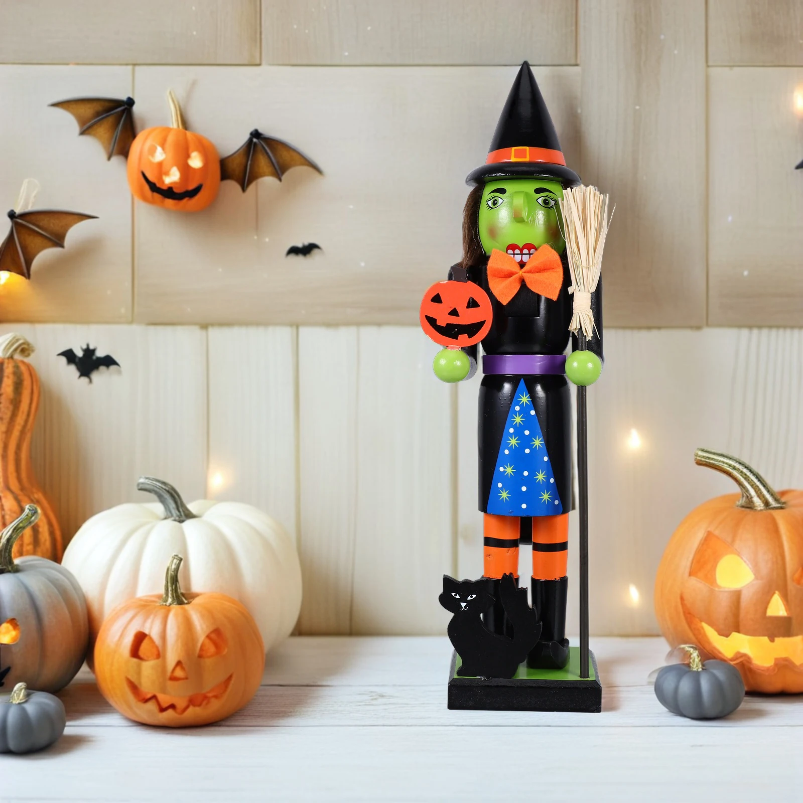 

Halloween Pumpkin Nutcracker Wooden Handpainted Jack-O-Lantern Nutcracker Spooky Indoor Halloween Decoration Party Favor