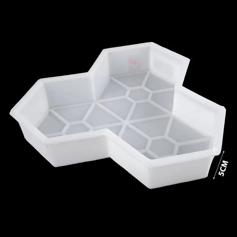 1Pcs Maple Leaves Shape Paving Brick Mould Plastic Reusable Stepping Stone Paver 25x5cm DIY Walk Maker