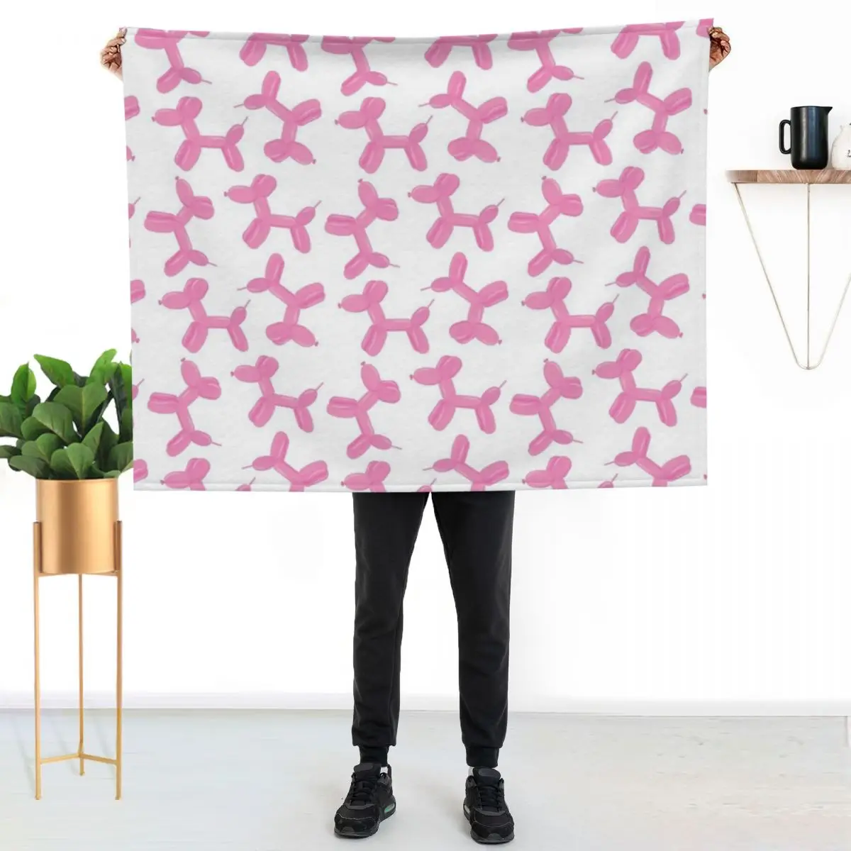

PINK DOG BALLOON Throw Blanket All Season Soft Lightweight Blanket for Home
