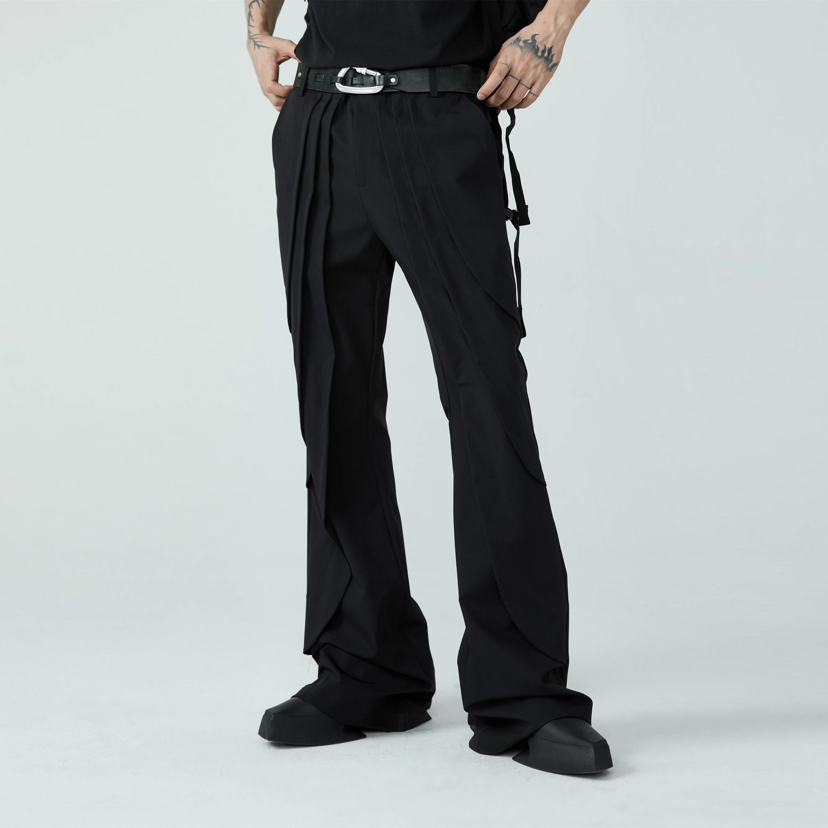 Black multi-layer Pile Design Sense Slight Flares Men Dark Avant-Garde Style Pants