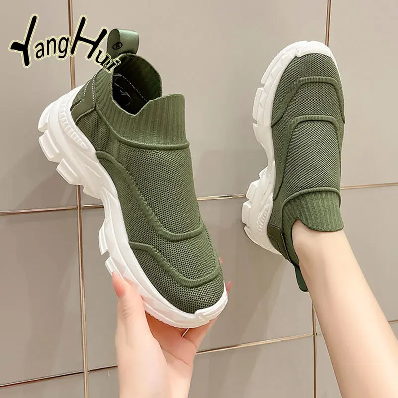 Thick Bottom Elevated Soft Bottom Comfortable Wear Resistance Sneakers 2023 New Fashion Mountain Climbing Sports Shoes Spring