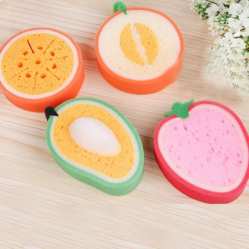 Leuke Fruitvormige Lichaamsreinigingsspons Cartoon Body Scrubber Badkamerbenodigdheden Doucheborstel Badgereedschap voor Kinderen Volwassen willekeurig 1pc