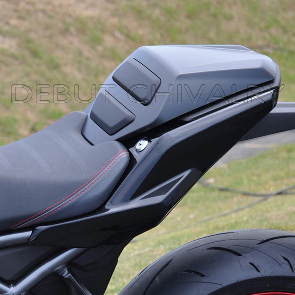 Motorcycle Rear Pillion Fit FOR SUZUKI GSX-8T GSX-8TT GSX 8T Gsx 8TT Rear Hump Passenger Back Seat Cowl Fairing Cover Solo Seat
