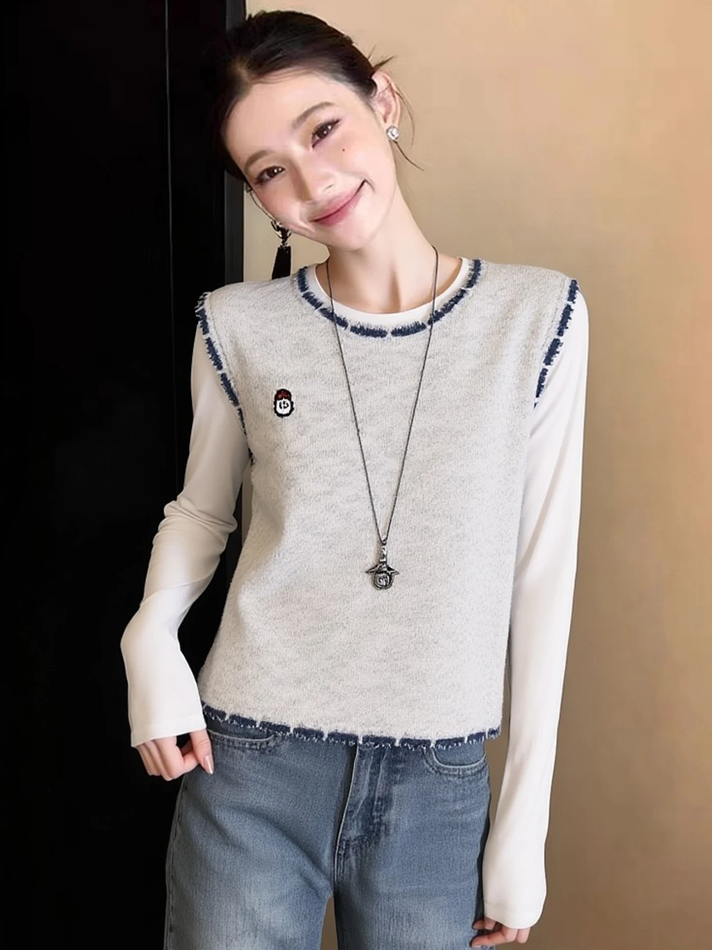 Korean Style Color Block Knitted Vest Fashionable Ageless Sleeveless Soft Layering Super Good Looking Shoulder Top Women
