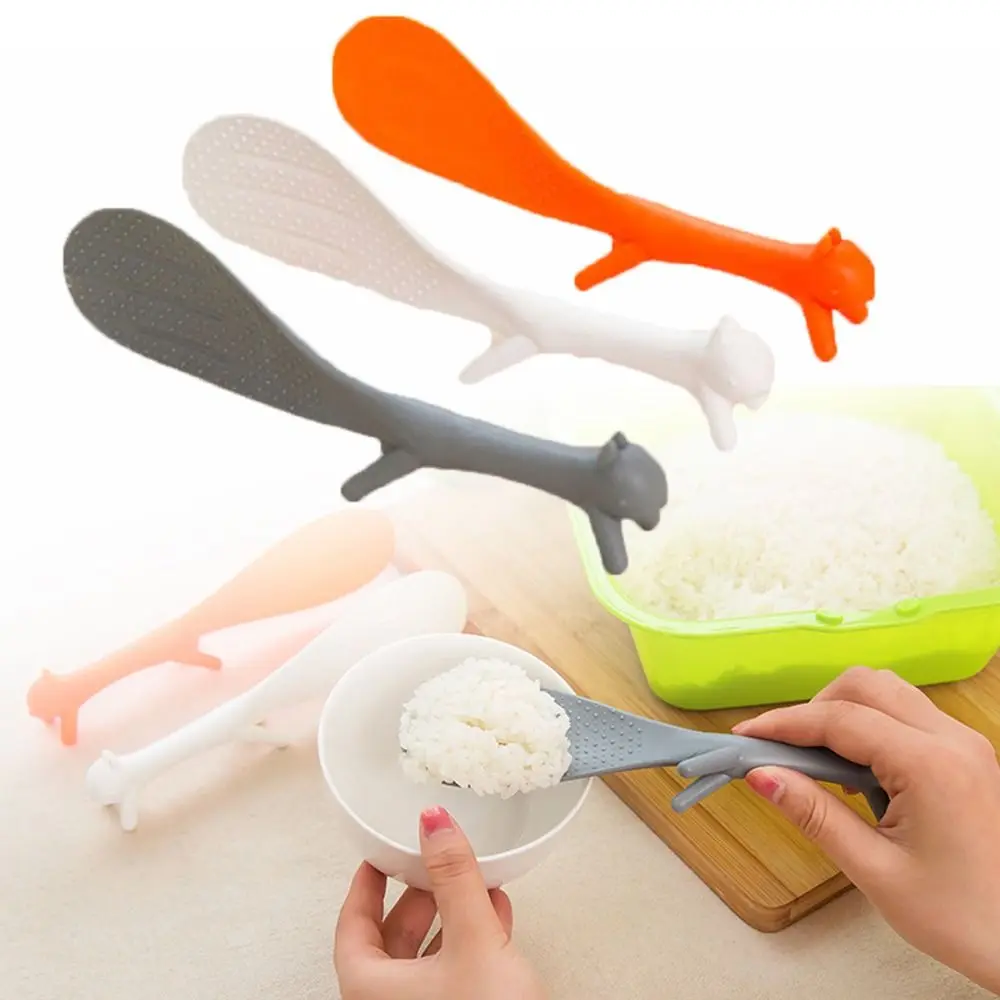 Non Stick Squirrel Shaped Ladle Thickened Lovely PP Meal Spoon Can Stand Rice Scoop
