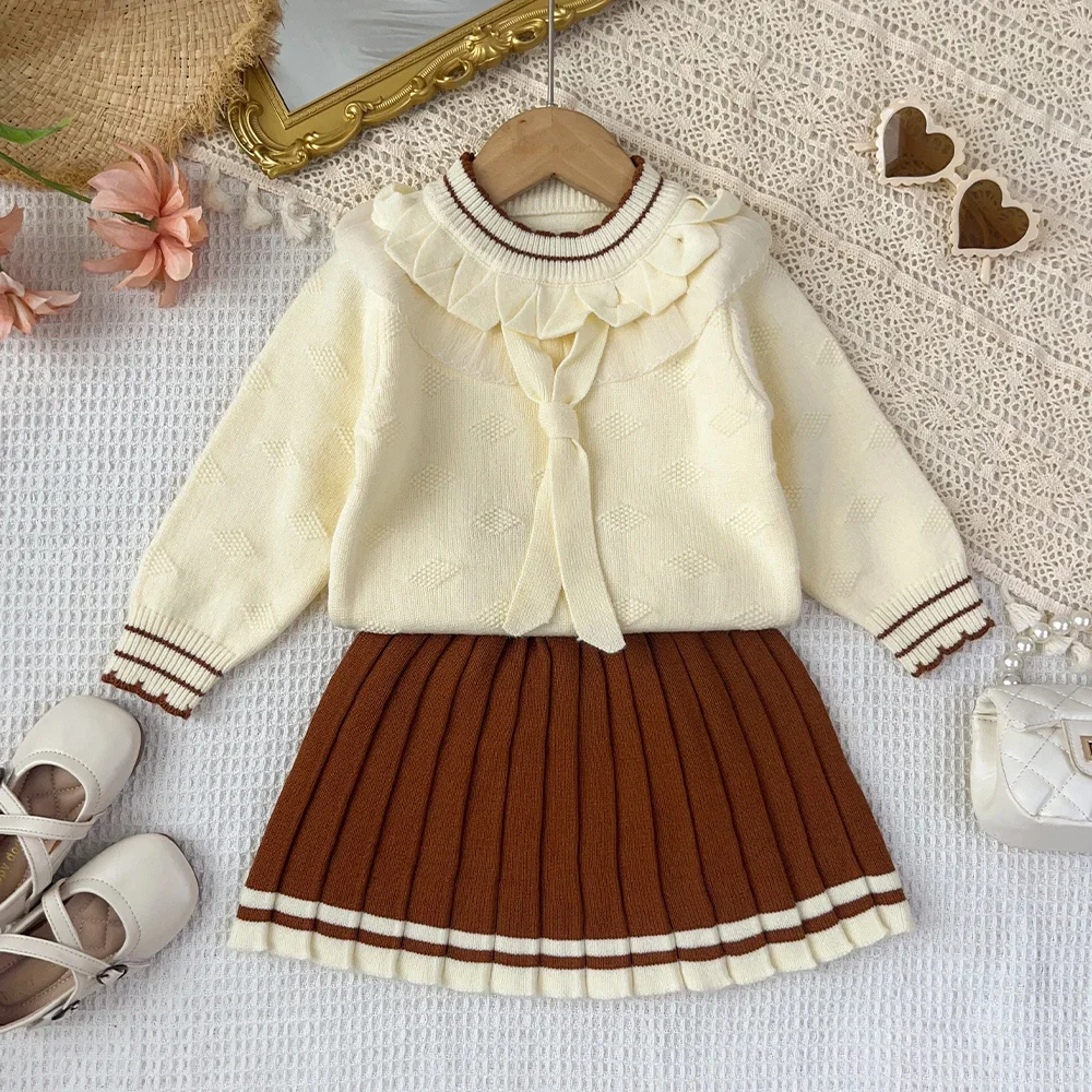 Herbst- und Winter-Set für süße Babymädchen: Gestrickter Pullover, modische Kinderkleidung, zweiteiliges Set für Mädchen, grünes langärmeliges Oberteil + Faltenrock – Detail 1