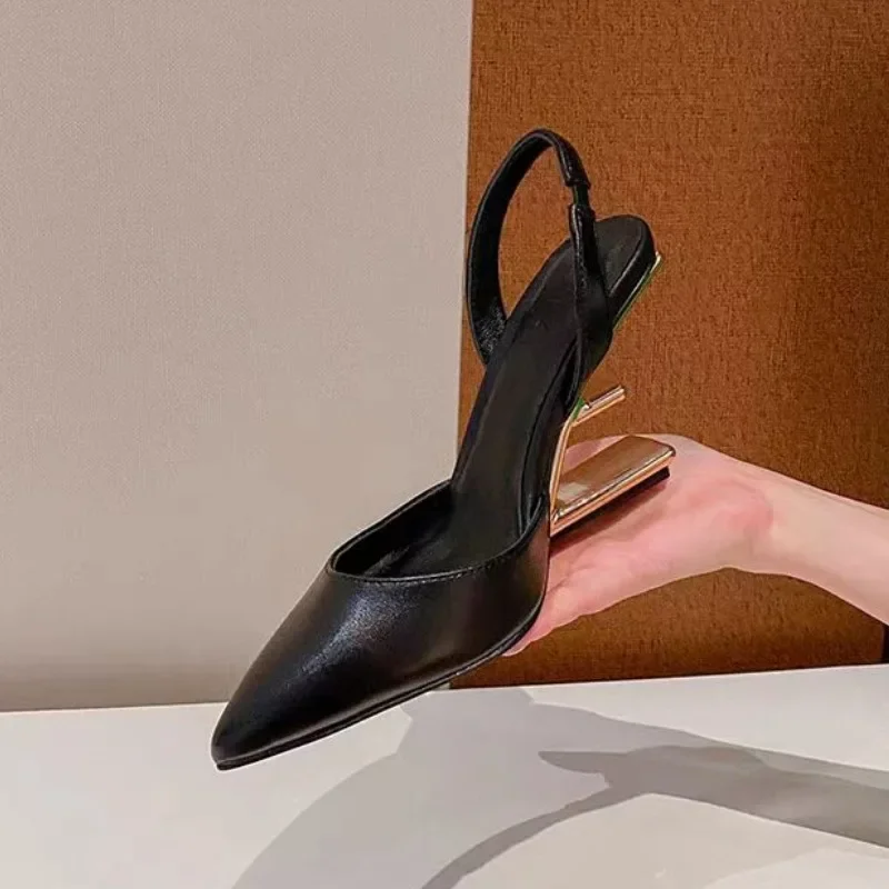 Pointed Toe รองเท้าผู้หญิง 2024 ฤดูร้อนล่าสุดผู้หญิง Designer รองเท้าแตะแฟชั่น Slingback รองเท้าแตะ Sandalias De Mujer