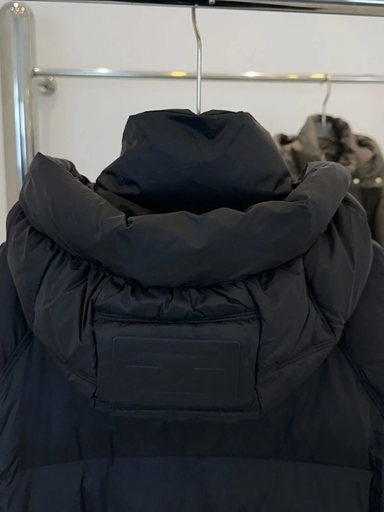 Dames 2025 Nieuwe Capuchon Knielengte Losse Puffer Brood Jas Vrouwen Winter Dikker Warme Waterdichte Eendendons Jas Pluizige Parka