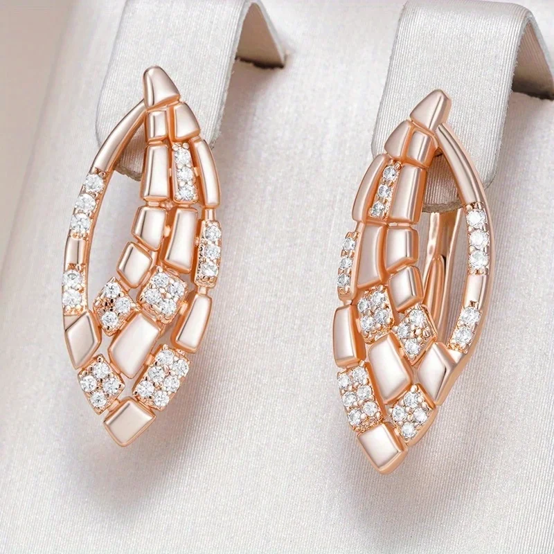 Modische Klassische Glänzende Synthetische Zirkonia Blattförmige Tropfenohrringe für Damen Eleganter Stil Hochzeit Verlobung Schmuck Geschenk