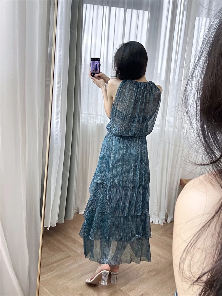 

Glitter dress women Sleeveless Hanging Neck Dress 2024 Summer New French Waist Cake Dress Long Dress Starlight Portable