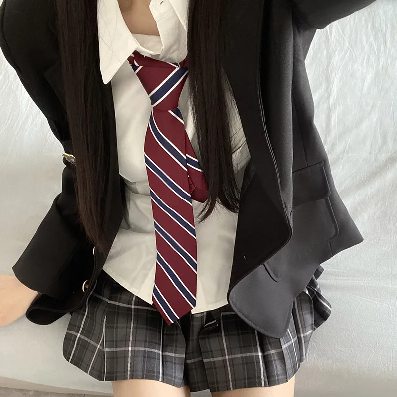 Moda scolastica giapponese Jk Uniforme scolastica Cappotto Gonna scozzese Set Giacche a maniche lunghe con risvolto nero Costume stile college Ragazza della scuola