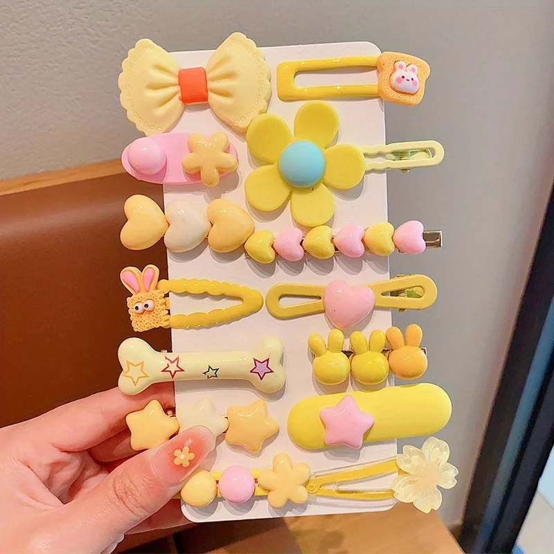 مجموعة واحدة مكونة من 14 قطعة من مشابك الشعر التي لا تضر الشعر، وإكسسوارات شعر الأطفال، ومشابك شعر جانبية للفتيات، وإكسسوارات الشعر، وأساسية لهدايا العطلات، ومجموعة مشابك شعر على الطراز الكوري