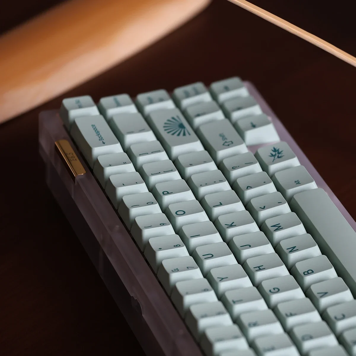 

Bamboo leaf green, original height PBT sublimation keycap