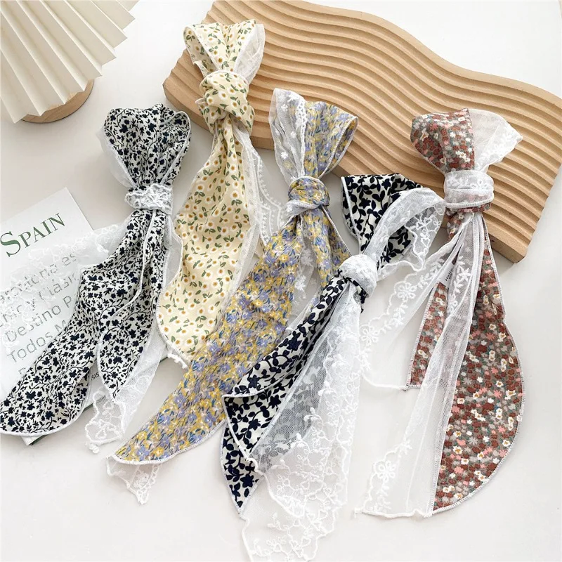 Sweet Beige Lace Trim Floral Triangle Scarf Multi Functional Headband Hair Tie Neck Scarf Decorative Accessory for Daily Outfits